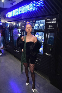 Karrueche+Tran+IMG+NYFW+Shows+2019+PARTNERS+76EOx7WnlDUx.jpg