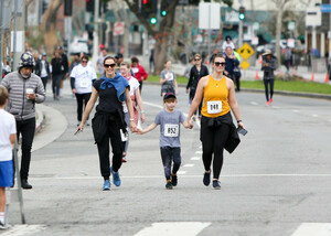 Jennifer+Garner+charity+run+_BTsnbVfcVax.jpg