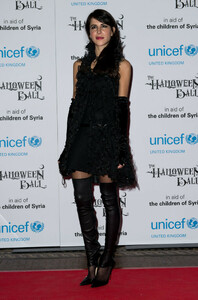 Caroline+Sieber+Arrivals+UNICEF+Halloween+rsIF9XFf6xlx.jpg