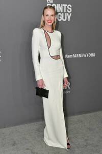 Anne+V+amfAR+New+York+Gala+2019+Arrivals+oxujW-4-ZMJx.jpg