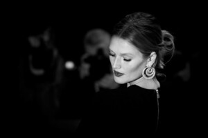 Toni+Garrn+Kindness+Strangers+Premiere+69th+6IavNipUnpBx.jpg