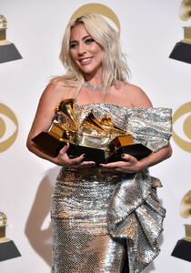 Lady+Gaga+61st+Annual+Grammy+Awards+Press+hseB4PgXd2ax.jpg