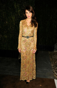 Caroline+Sieber+Chanel+Charles+Finch+Pre+Oscar+9aCBqhZ1_Xax.jpg