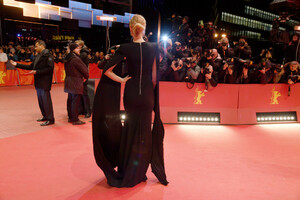Toni+Garrn+Kindness+Strangers+Premiere+69th+y6Ua8CJw1Aax.jpg
