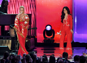 Katy+Perry+61st+Annual+Grammy+Awards+Inside+POHCH-LD-RJx.jpg