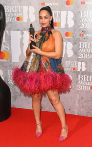 Jorja+Smith+BRIT+Awards+2019+Winners+Room+OV7EPkfWNSVx.jpg