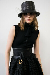 Christian+Dior+Fall+2019+Backstage+hjbmpsTfN9kx.jpg