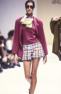 462256863_Missoni1991WomenRTW1.thumb.jpg.04d23bc93ead343bc906949eab790907.jpg