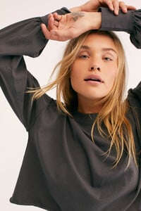 49631351_001_d.jpg