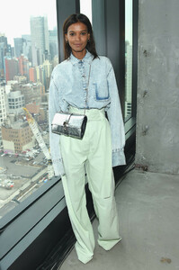 Liya+Kebede+Proenza+Schouler+Front+Row+February+9T1e79p9-Iax.jpg