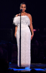 Jorja+Smith+BRIT+Awards+2019+Show+F4YL-eOMau-x.jpg