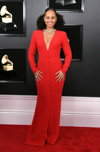 Alicia+Keys+61st+Annual+Grammy+Awards+Arrivals+QMY9zLNyoBhx.jpg