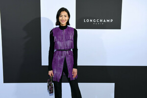 Liu+Wen+Longchamp+Fall+Winter+2019+Runway+TGOdwYQtU-Cx.jpg