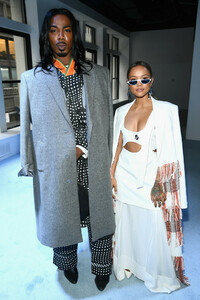 Karrueche+Tran+3+1+Phillip+Lim+Front+Row+February+7mZtw0X8VAAx.jpg