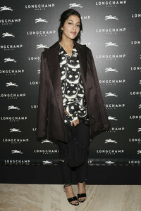 Leila+Bekhti+Longchamp+Cocktail+Paris+Fashion+Qp-kDiqLIzJx.jpg