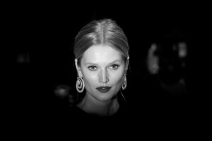 Toni+Garrn+Kindness+Strangers+Premiere+69th+5Jv7DjU-XJ9x.jpg