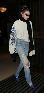          gig160219BZNimage9.jpg