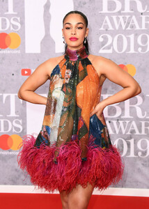 Jorja+Smith+BRIT+Awards+2019+Red+Carpet+Arrivals+R7AbMUYnUasx.jpg