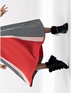 Elle_Poland_-_Luty_2019 magazine-pdf.net-page-016.jpg