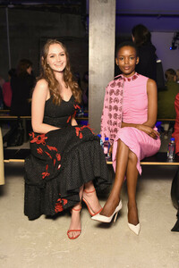 89997156_FlavianaMatataJonathanCohenFrontRowFebruarycszjEPxp3lHx.thumb.jpg.8831741c2b6a94a1fe7ffb5991907250.jpg
