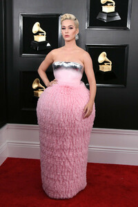 Katy+Perry+61st+Annual+Grammy+Awards+Arrivals+r_jGdlNo3PFx.jpg