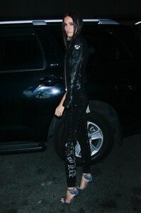 96942071_hqcelebcorner-2.jpg