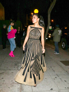Nicole+Scherzinger+Nicole+Scherzinger+Outside+GwDxBvRP8a2x.jpg