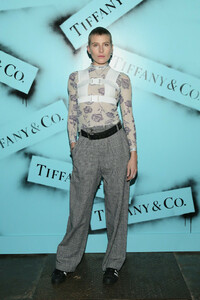 Dree+Hemingway+Tiffany+Co+Modern+Love+Photography+E-8f7jJsFlix.jpg