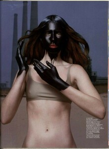 Jalouse_21_June1999_Bikini_06.jpg.58fa6f84a524b8e99c2520fa77c64b3b.jpg