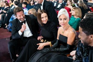 Lady-Gaga-Bradley-Cooper-si-Irina-Shayk-la-Oscar-2019.jpg