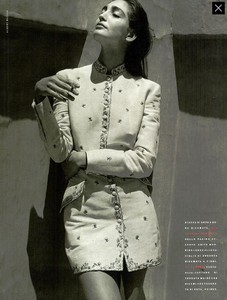 Lavorio_Colore_Watson_Vogue_Italia_June_1989_04.thumb.png.a130aeea01a81127aa15180b9220cab2.png