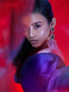 Ming-Xi-Harpers-Bazaar-Vietnam-Cover-Photoshoot04.thumb.jpg.a4bab6d6d20da67c8cb67b0ea5b66fed.jpg