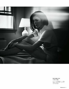 NumeroTokyo_63_January-February2013_Scene-StealingHilary_03.jpg