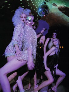 Numero_39_December2002-January2003_SaturdayNight_04.jpg