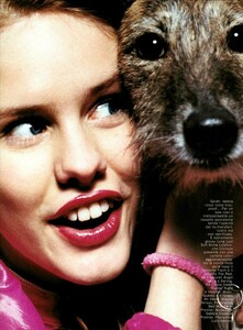 Smile_Please_Constaine_Vogue_Italia_August_1999_05.thumb.jpg.8cd85ac071d105e2ab536f303cd7d051.jpg