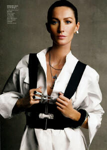 VogueCH_February2011_BoyishAllure_08.jpg