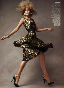 VogueUS_December2007_TheLusterFactor_06.jpg