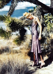 VogueUS_March1997_VintageYear_06.jpg