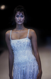 alberta-ferretti-ss-1993-5.thumb.JPEG.0c6a3bcc30b98089ee065320a5d98192.JPEG