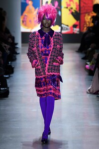 anna-sui-f19-20(1).thumb.jpg.d41dd906ee9814ddb88391eda94fcda7.jpg