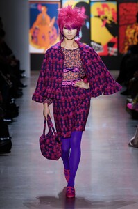 anna-sui-f19-21(1).thumb.jpg.fb598420e29ac006742ec004ef6097b7.jpg