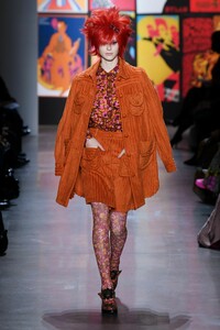 anna-sui-f19-9(1).thumb.jpg.7de764550e667ba72e607dff835e61a9.jpg
