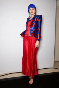 armani-prive-hc-bks-m-rs19-3088.thumb.jpg.f594d6b6be2edcc500ad3f4f496bbfb1.jpg