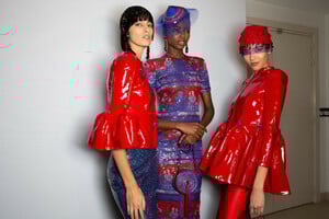armani-prive-hc-bks-m-rs19-3242.thumb.jpg.15f4510af59ecf2ee362cad1c3fac08d.jpg