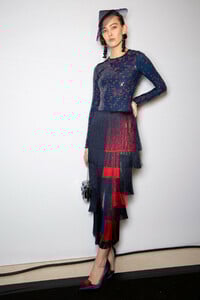 armani-prive-hc-bks-m-rs19-3296.thumb.jpg.998cd15d6ae79ff36cd64e7ea9298360.jpg