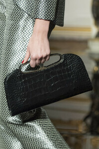 armani-prive-hc-clp-rs19-0861.thumb.jpg.ca25183930077ea9609e88a0e1d74d36.jpg