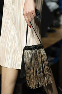 armani-prive-hc-clp-rs19-1009.thumb.jpg.15705cee44cd5b71639a0e80a5a2862a.jpg