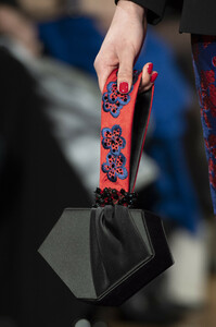 armani-prive-hc-clp-rs19-1266.thumb.jpg.0637c56c3a7961766987317d48937ac2.jpg