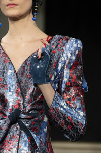 armani-prive-hc-clp-rs19-1489.thumb.jpg.dbd3b493df5f375fd7a79c0a3398e003.jpg