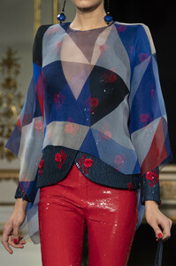 armani-prive-hc-clp-rs19-1842.thumb.jpg.5e42a88af919057422c5989117f4c0f0.jpg